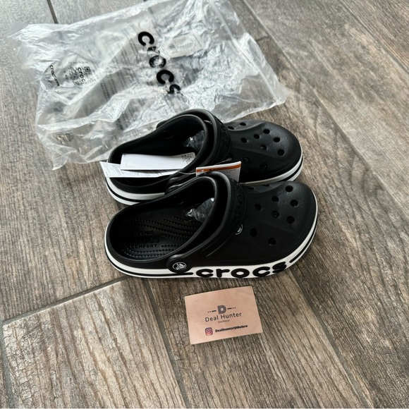 Brand New CROCS Bayaband Clog Slip-On Sandals - Black and White(M4/W6/EU36-37) - Picture 3 of 5